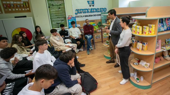 Alumnado no Instituto Galego de Consumo e da Competencia