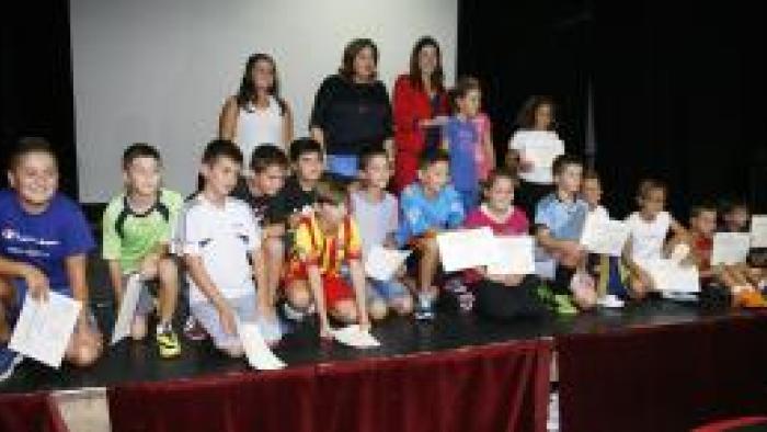 Un equipo de estudantes de Muros consigue o primeiro premio do certame de vídeos do programa Lecer Consumo do IGC