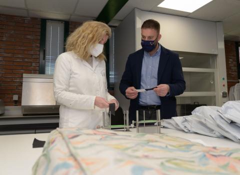  Laboratorio de Consumo na vixilancia e seguridade dos produtos